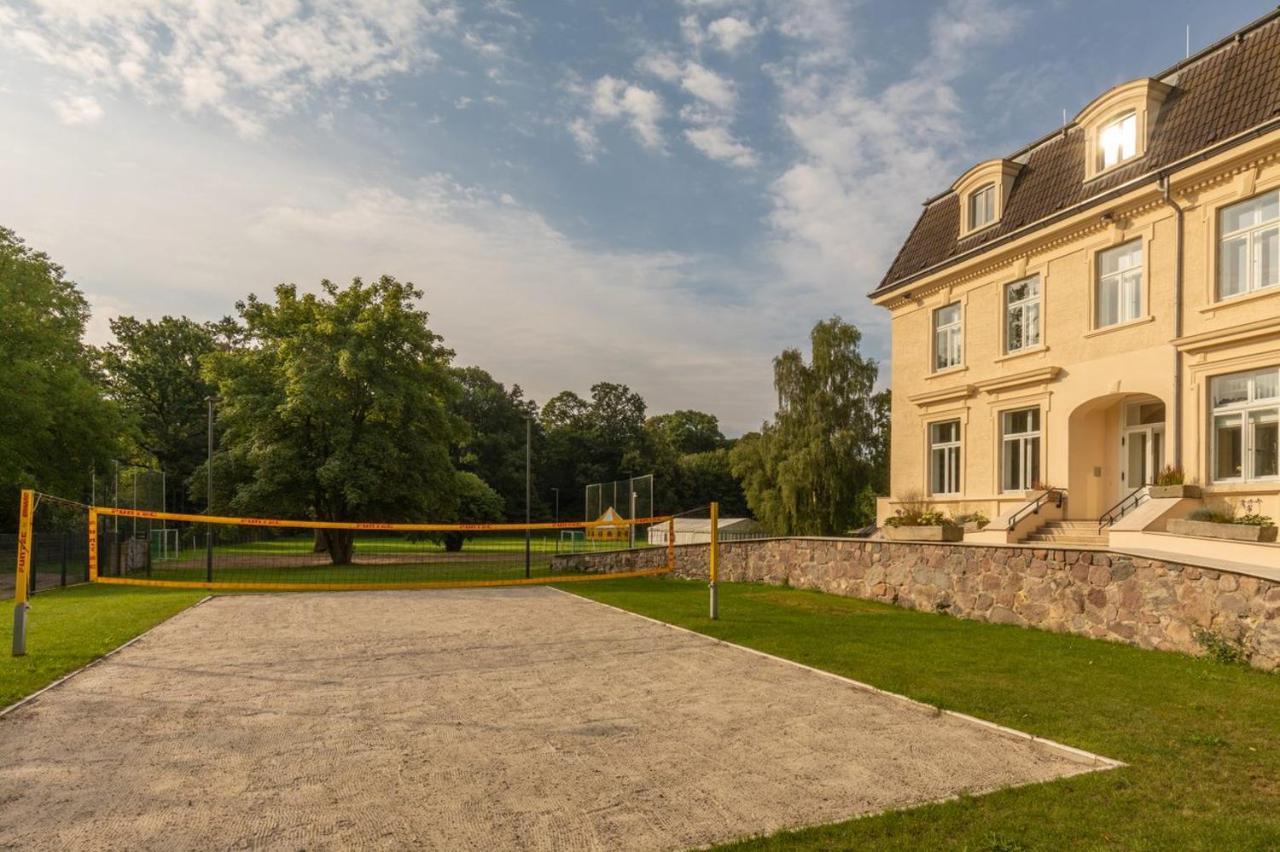 Familienhotel Schloss Leizen Bioverpflegung ภายนอก รูปภาพ