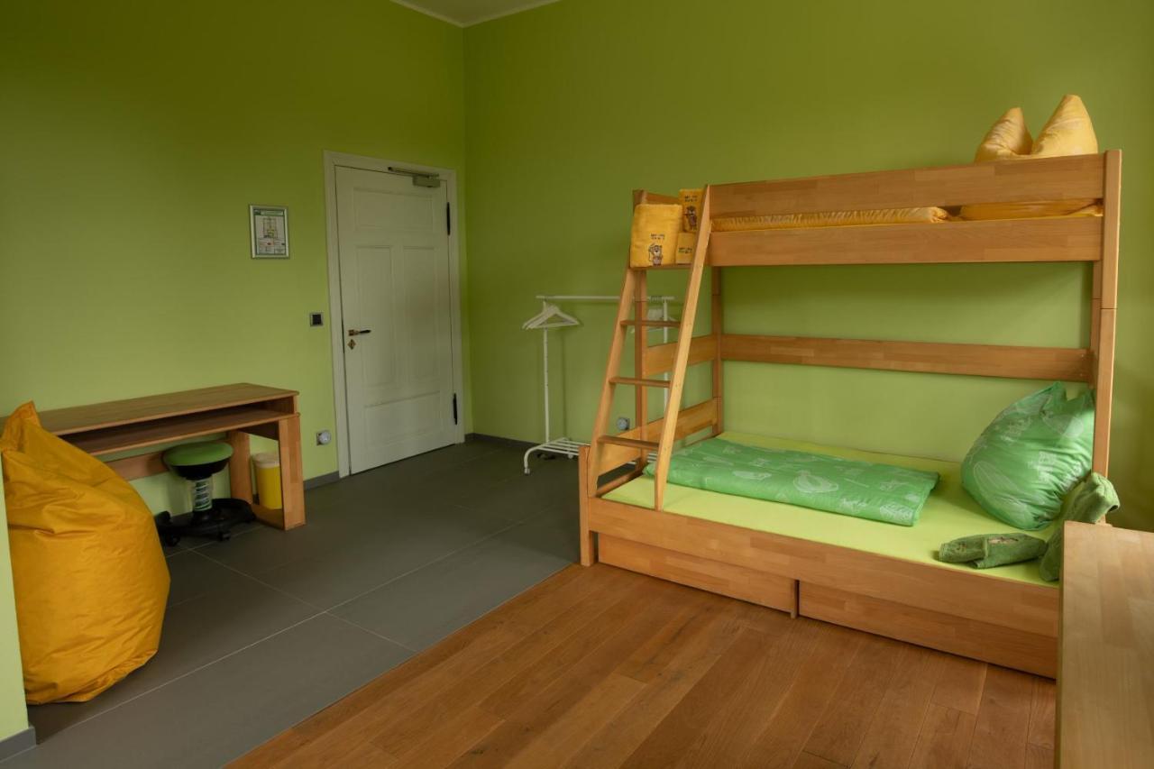 Familienhotel Schloss Leizen Bioverpflegung ภายนอก รูปภาพ