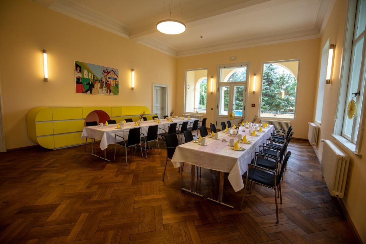 Familienhotel Schloss Leizen Bioverpflegung ภายนอก รูปภาพ