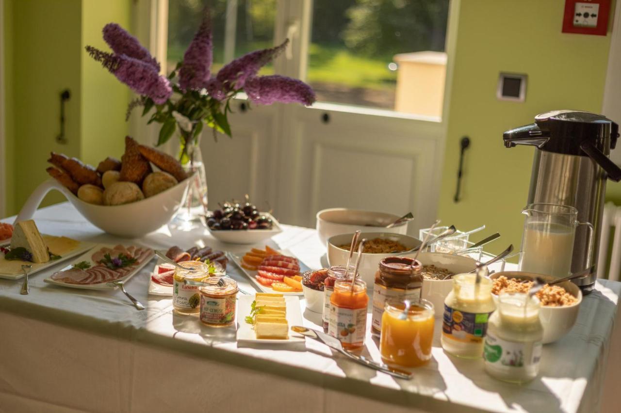 Familienhotel Schloss Leizen Bioverpflegung ภายนอก รูปภาพ